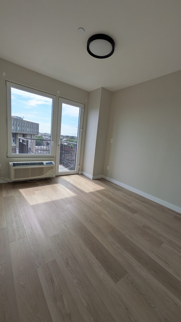 1584 Fulton Street - Photo 7