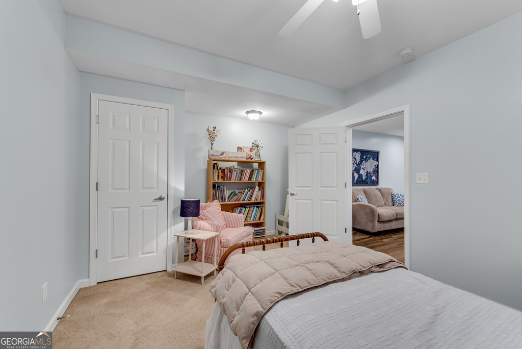 4405 Fairfax Drive - Photo 33