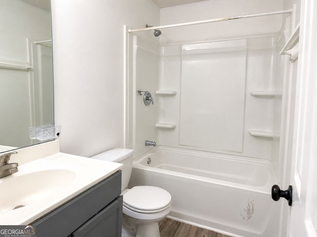 110 Pasteur Court - Photo 9
