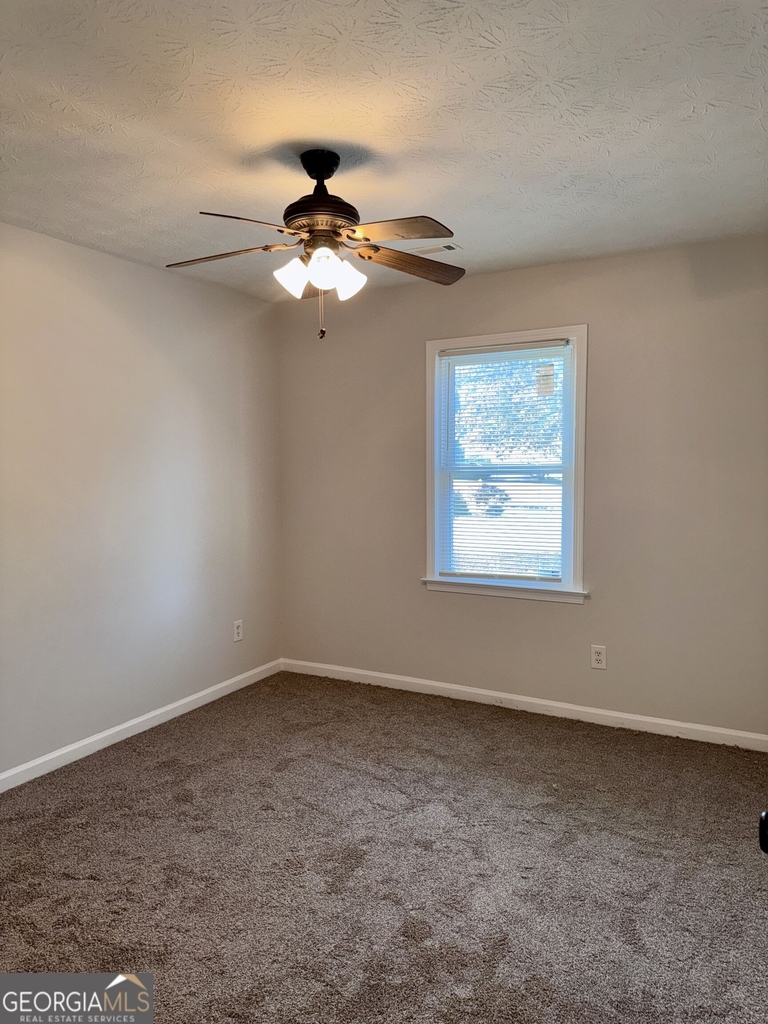 1052 Terance Avenue - Photo 11