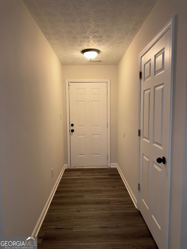 1052 Terance Avenue - Photo 1
