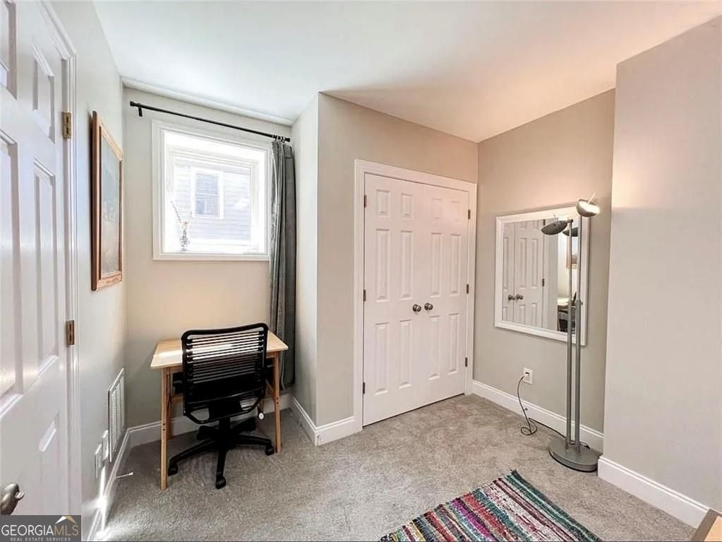 634 Irwin Street Ne - Photo 21