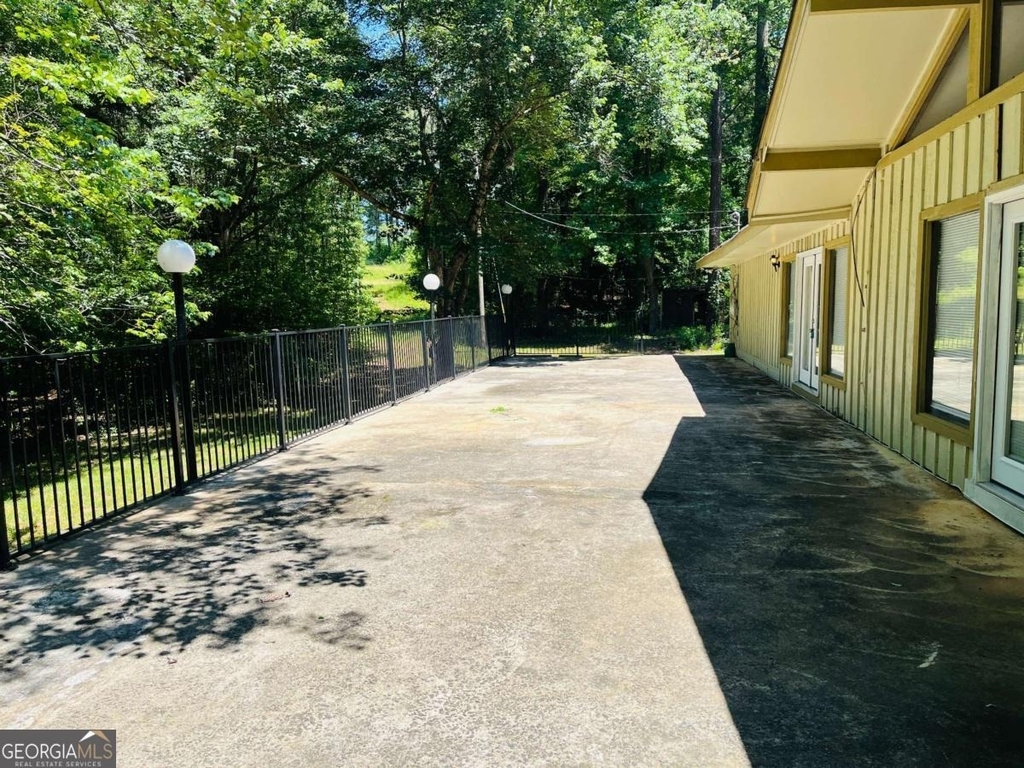 163 Old Norton Road - Photo 41
