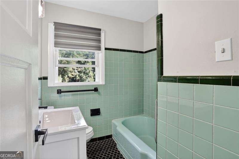 3081 Glendale Court - Photo 7