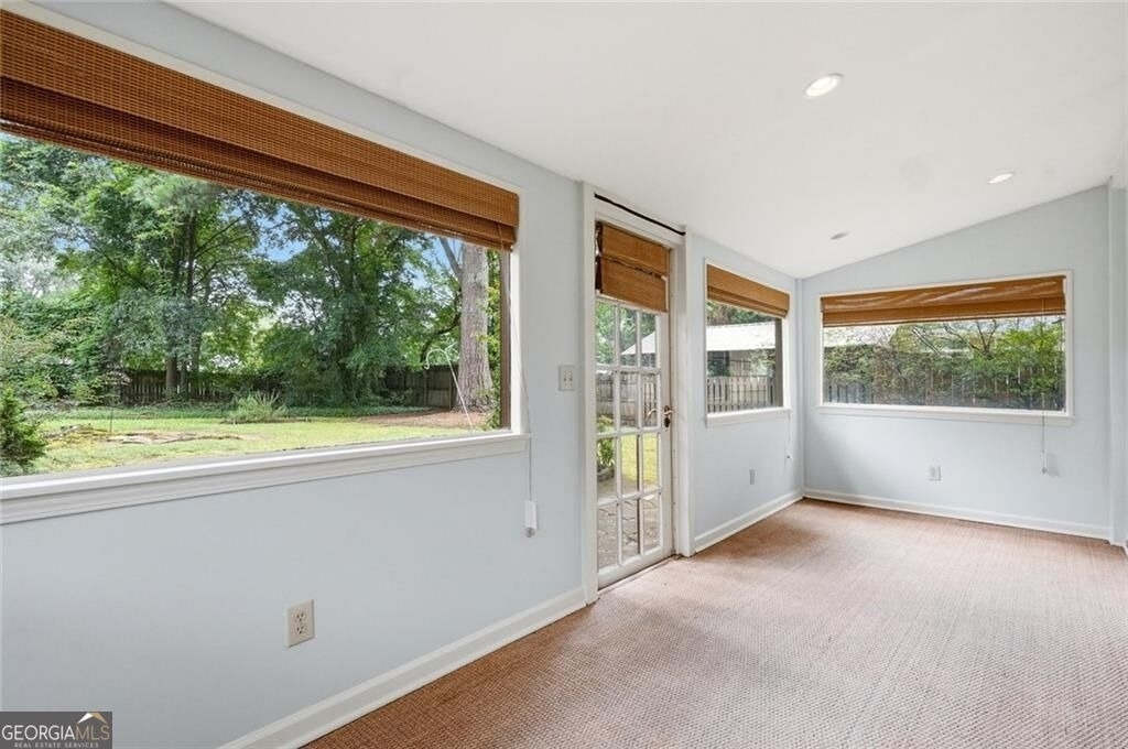1951 Dresden Drive Ne - Photo 15