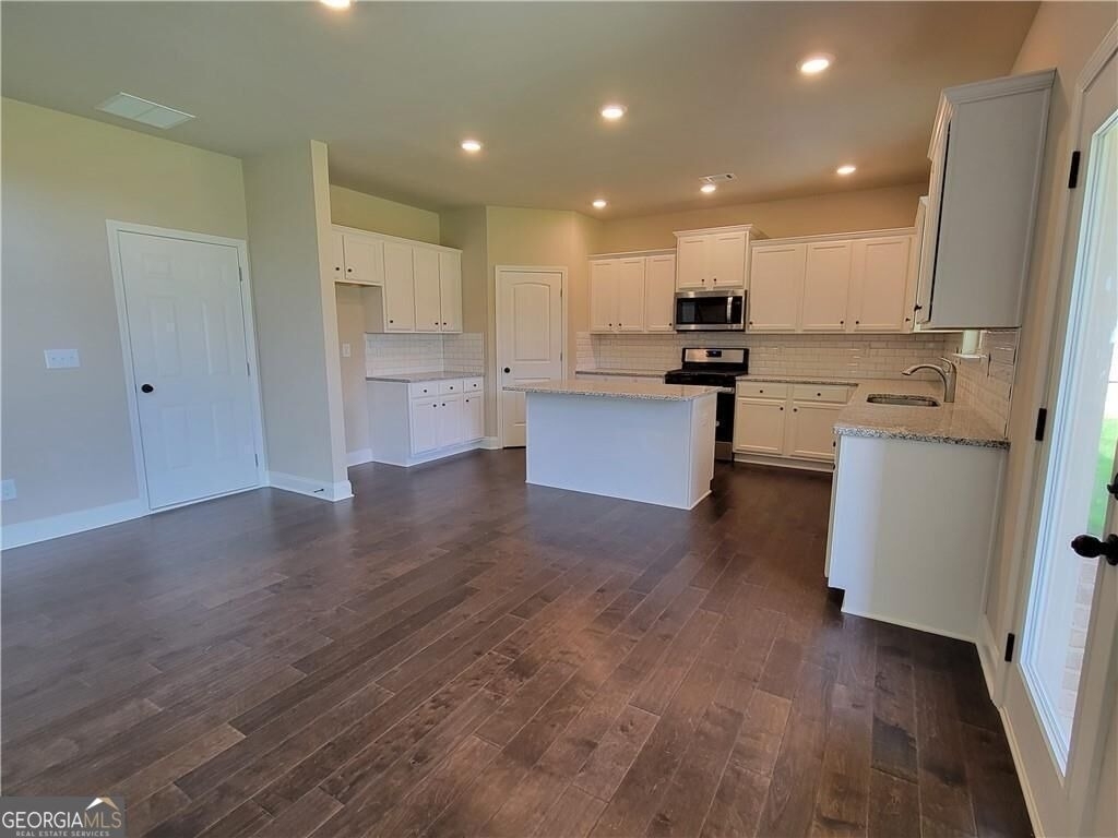 3305 Linstead Court - Photo 4