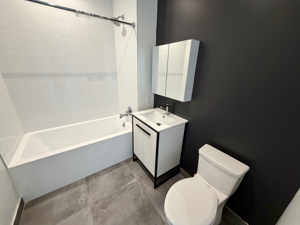 833 Maple Street - Photo 4