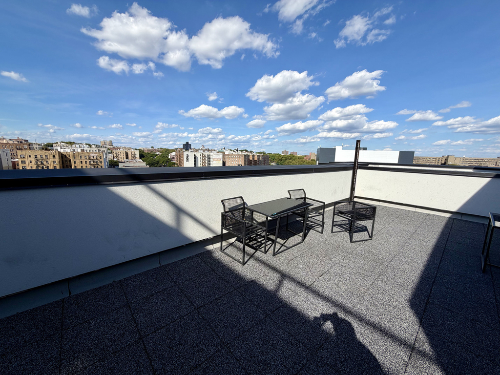 833 Maple Street - Photo 8