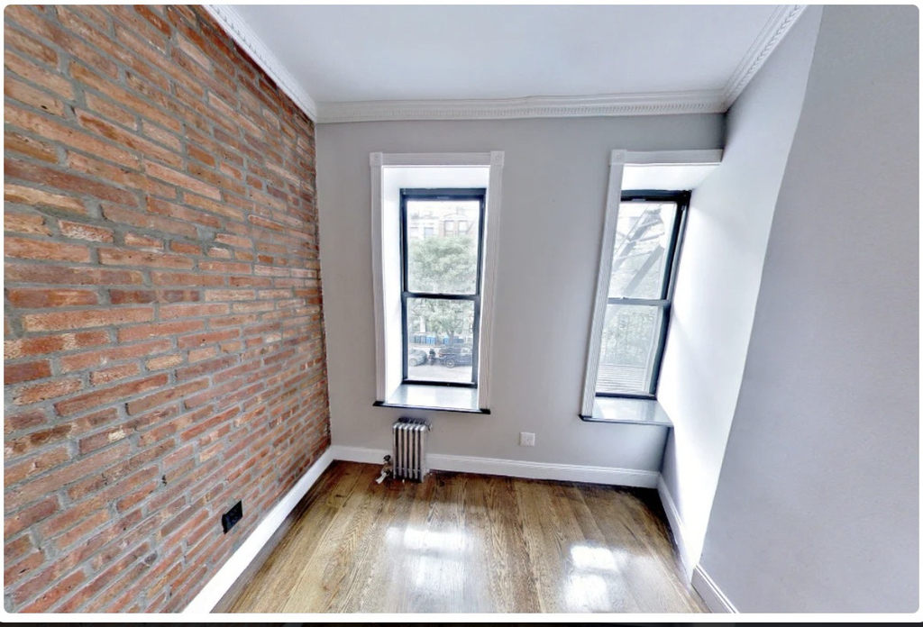 9 West 103rd Street - Photo 2