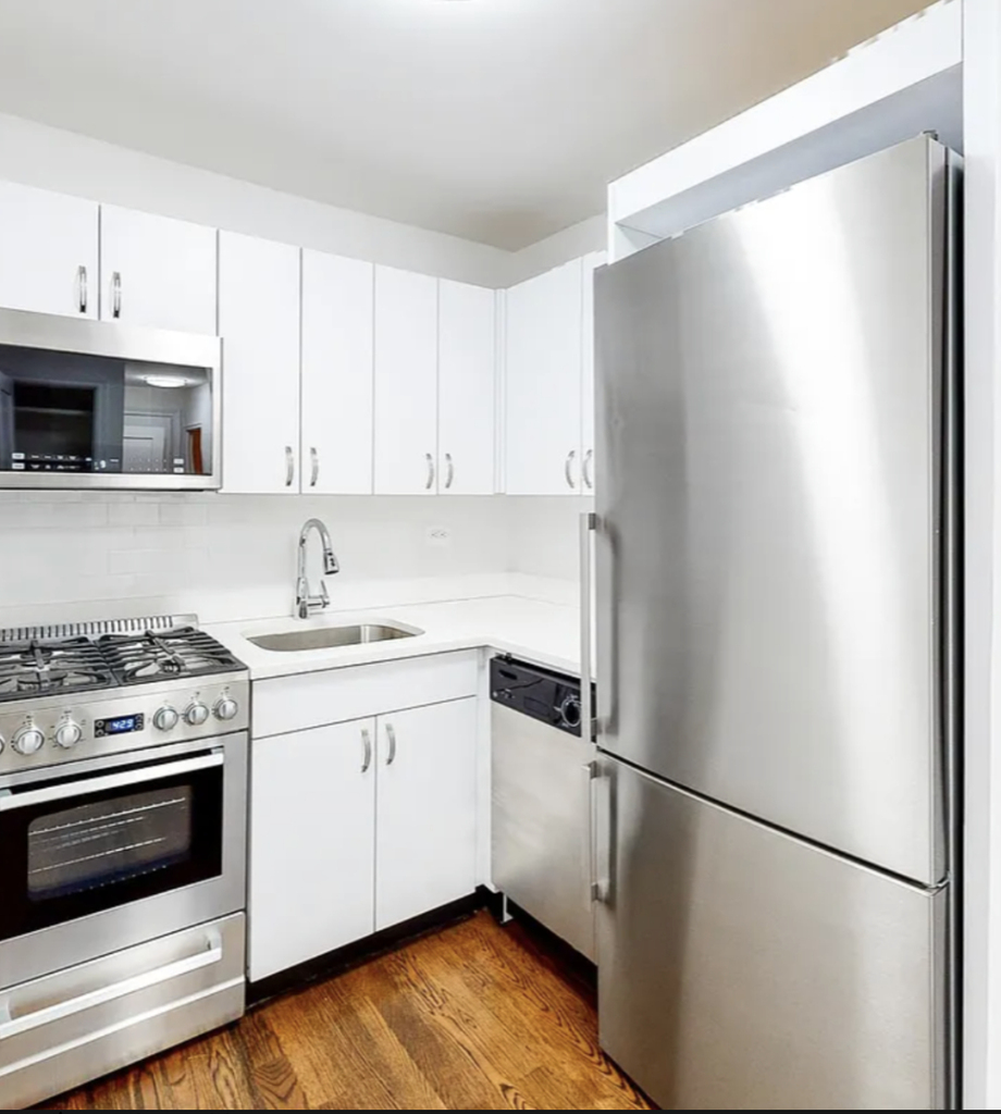  East 16th Street - Photo 2