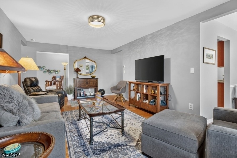 13 Kensington Rd - Photo 4