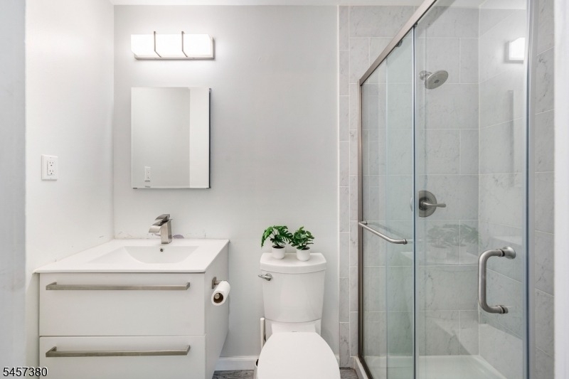 768 Springfield Ave - Photo 10