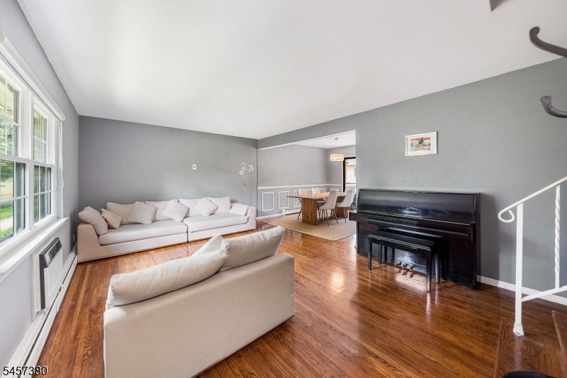 768 Springfield Ave - Photo 1