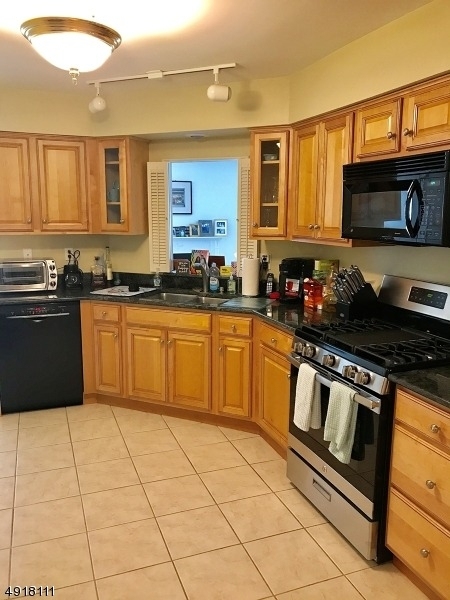21 Pilgrim Ct - Photo 5