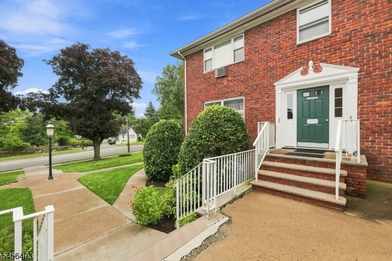 199 N Beverwyck Rd - Photo 11