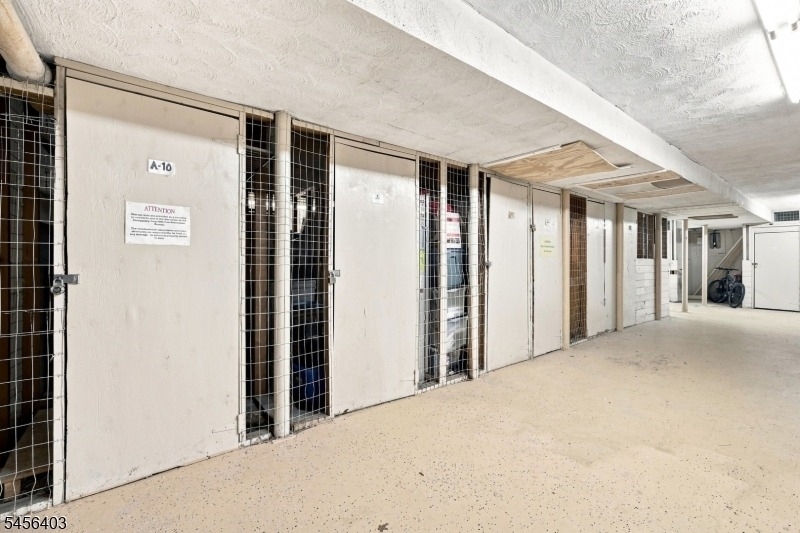 199 N Beverwyck Rd - Photo 10