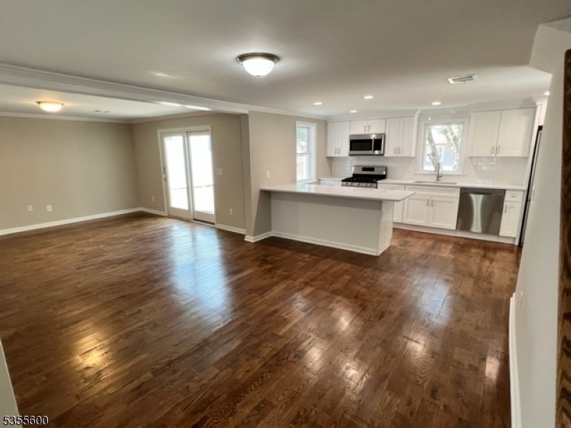 30 Gregory Ave - Photo 2