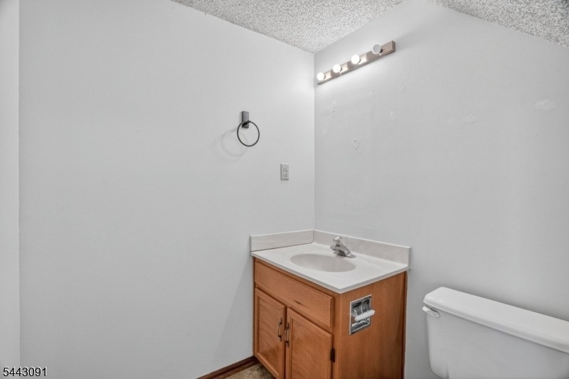 56 Portsmouth Ct - Photo 8