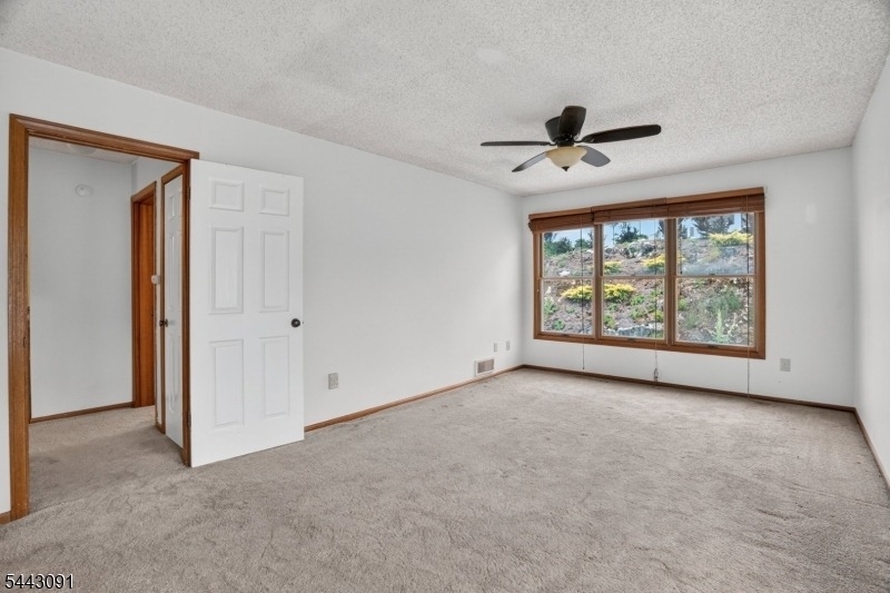 56 Portsmouth Ct - Photo 19