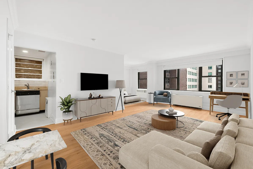 East 33rd Street - Photo 0