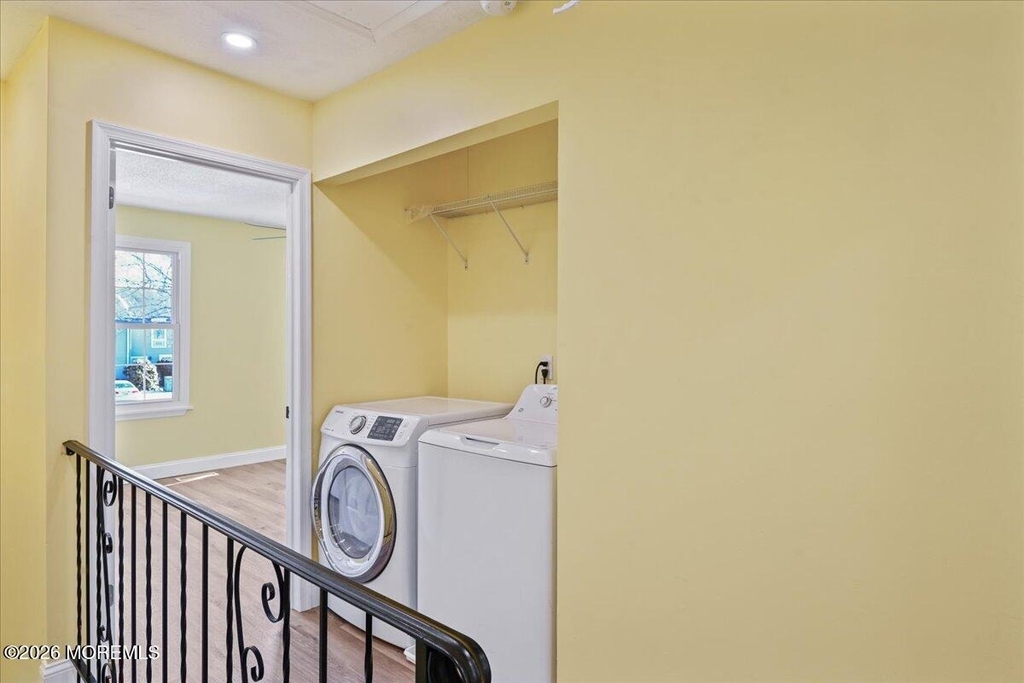 1333 Paris Court - Photo 10