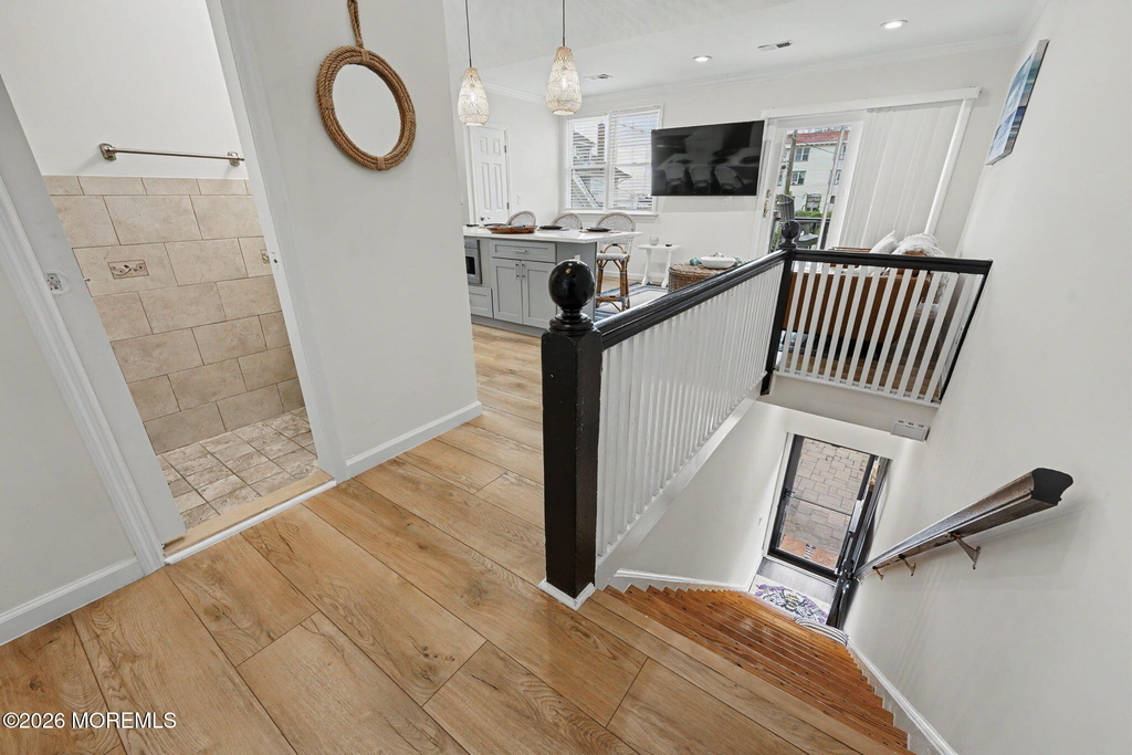 100 10th Avenue - Photo 3