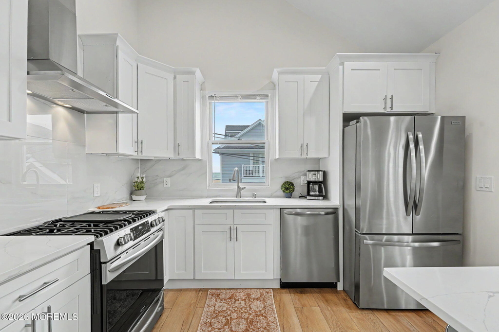 100 10th Avenue - Photo 10