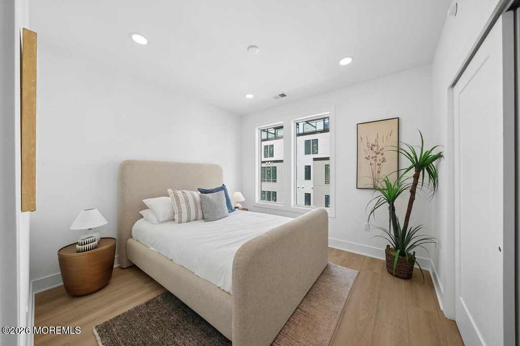 409 Lake Avenue - Photo 9
