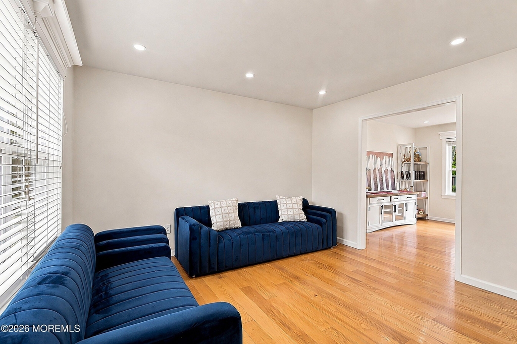 412 Birmingham Avenue - Photo 1