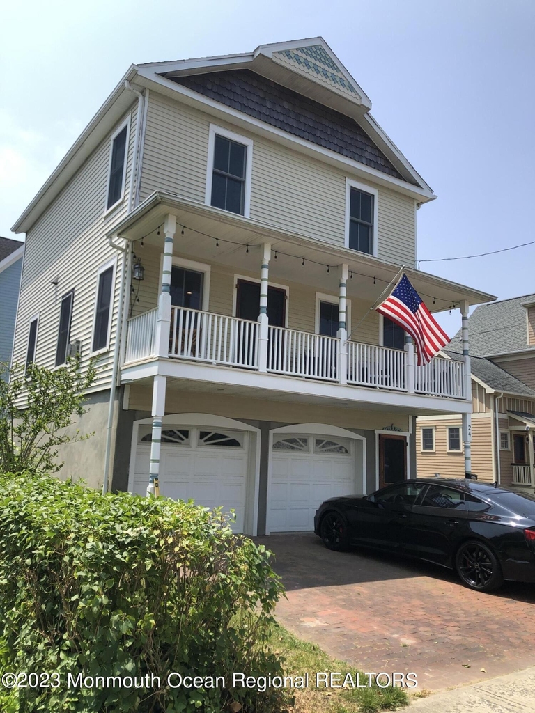 24 Bath Avenue - Photo 1