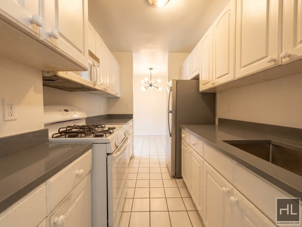 East 79th Street - Photo 1