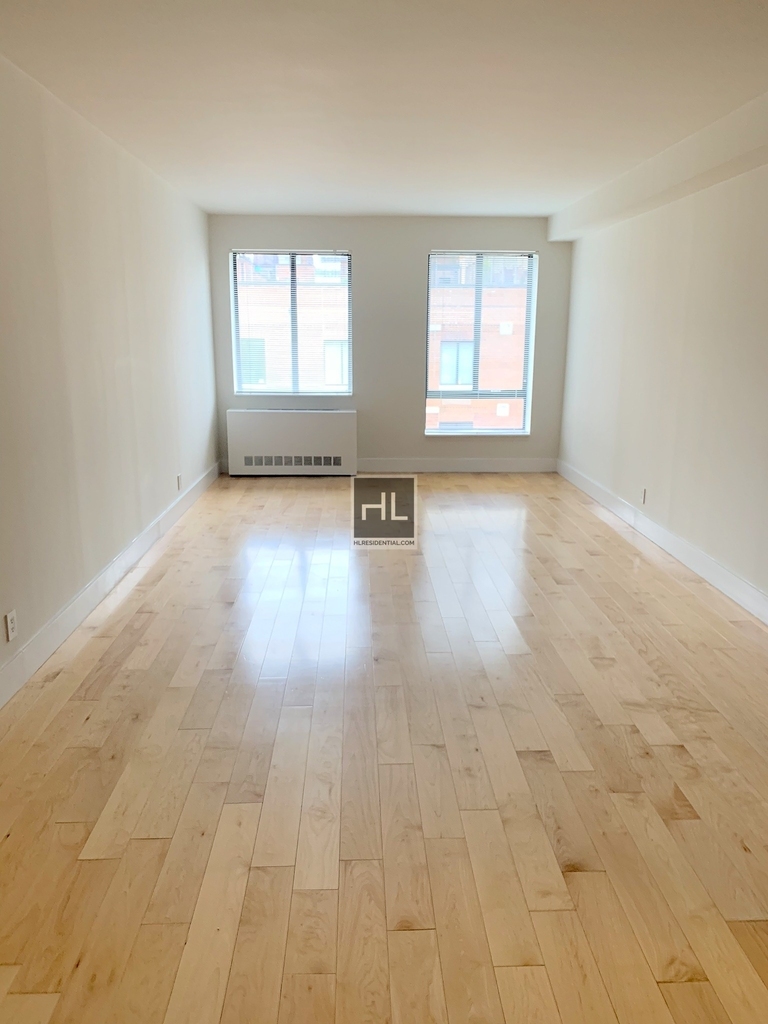 West 53rd Street - Photo 2