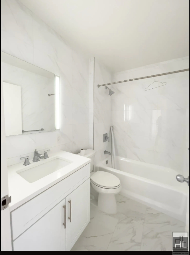 West 87th Street - Photo 6