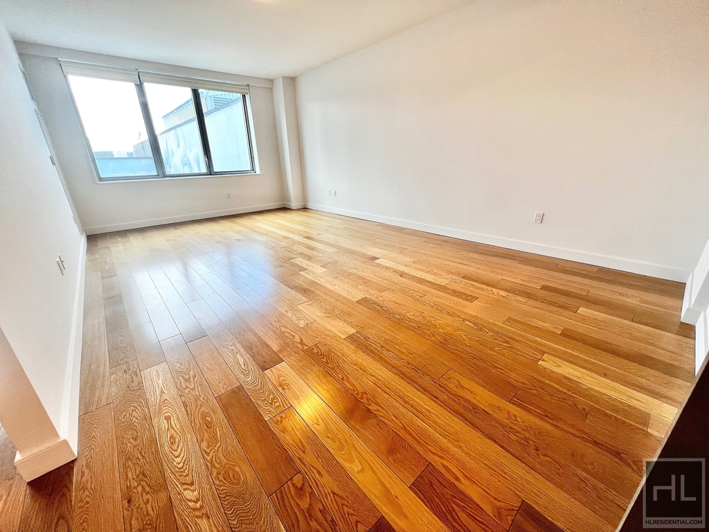 West 57th Street - Photo 0