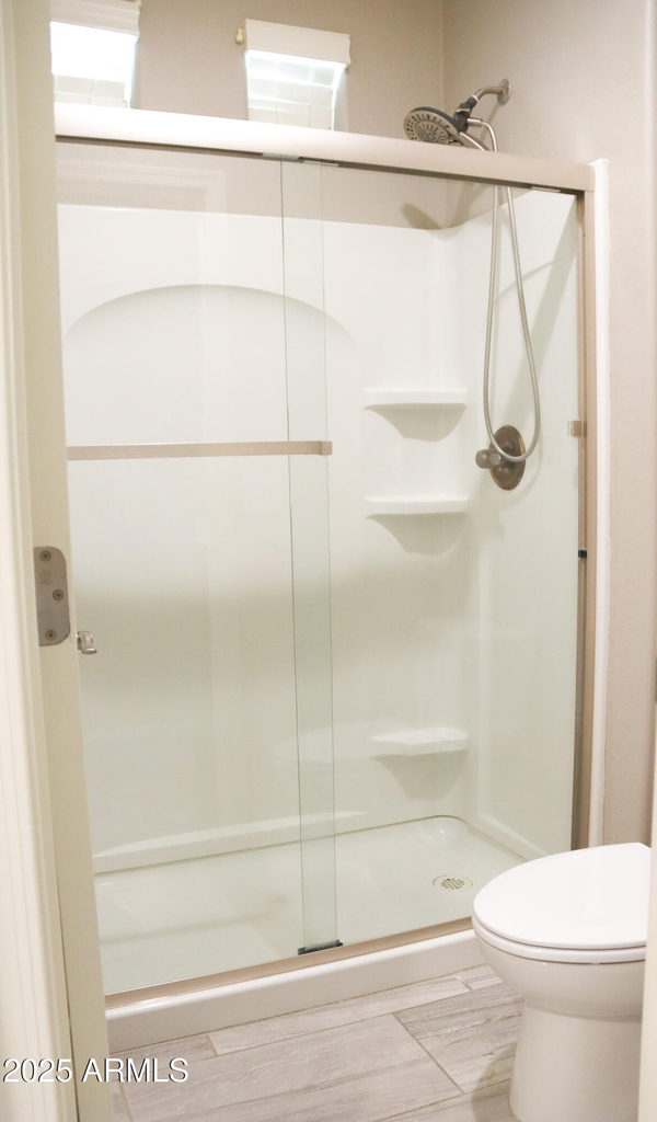 250 N Sandal -- - Photo 16