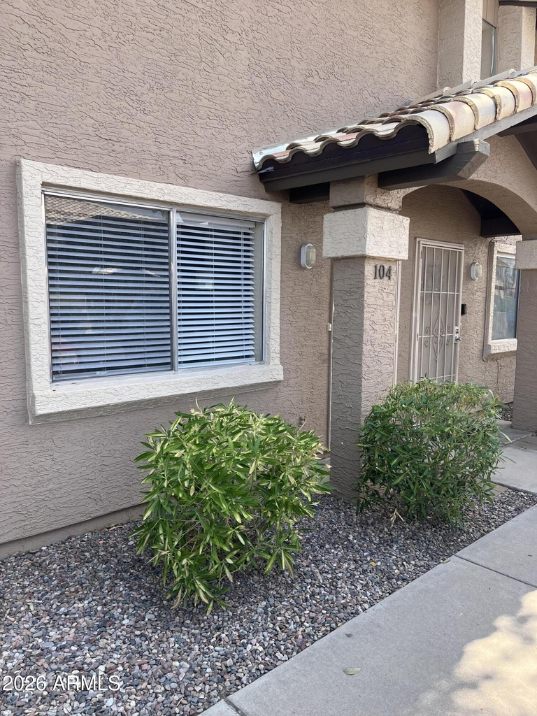 3011 E Cicero Street - Photo 0