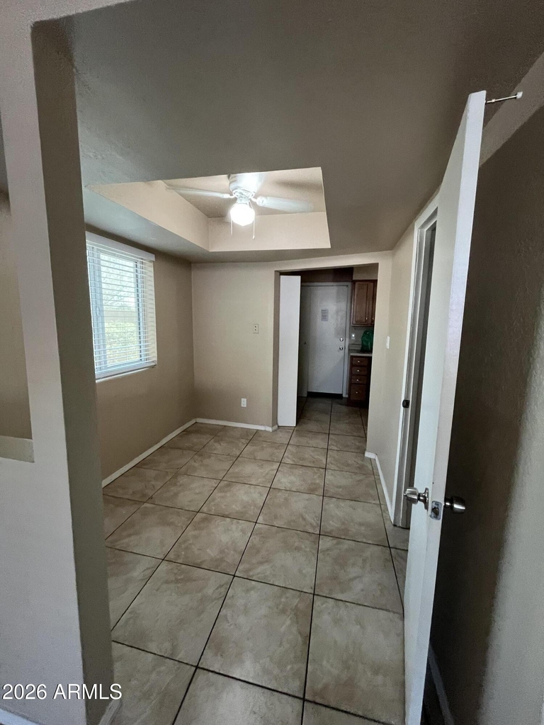 3011 E Cicero Street - Photo 3