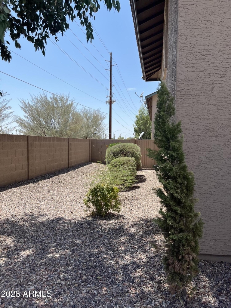 3011 E Cicero Street - Photo 17
