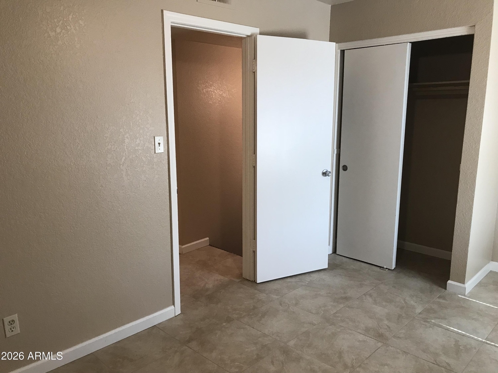 3005 E Cicero Street - Photo 9