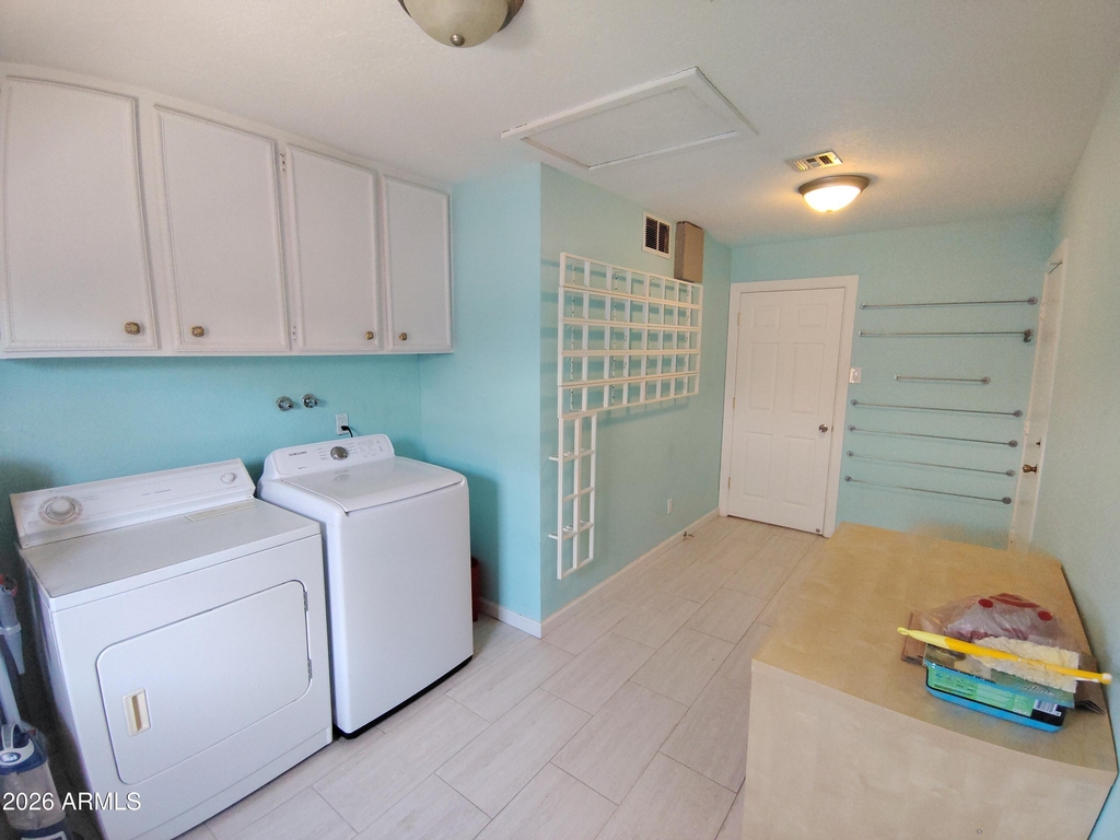 6756 S Oak Street - Photo 28