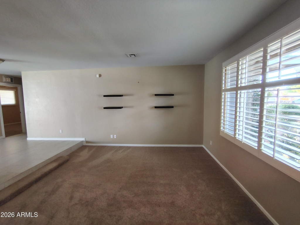 6756 S Oak Street - Photo 5