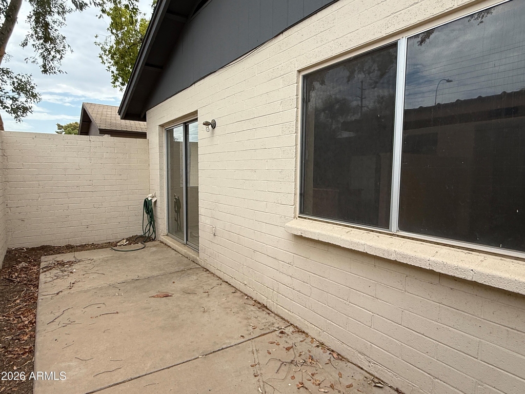 1028 W Malibu Drive - Photo 19