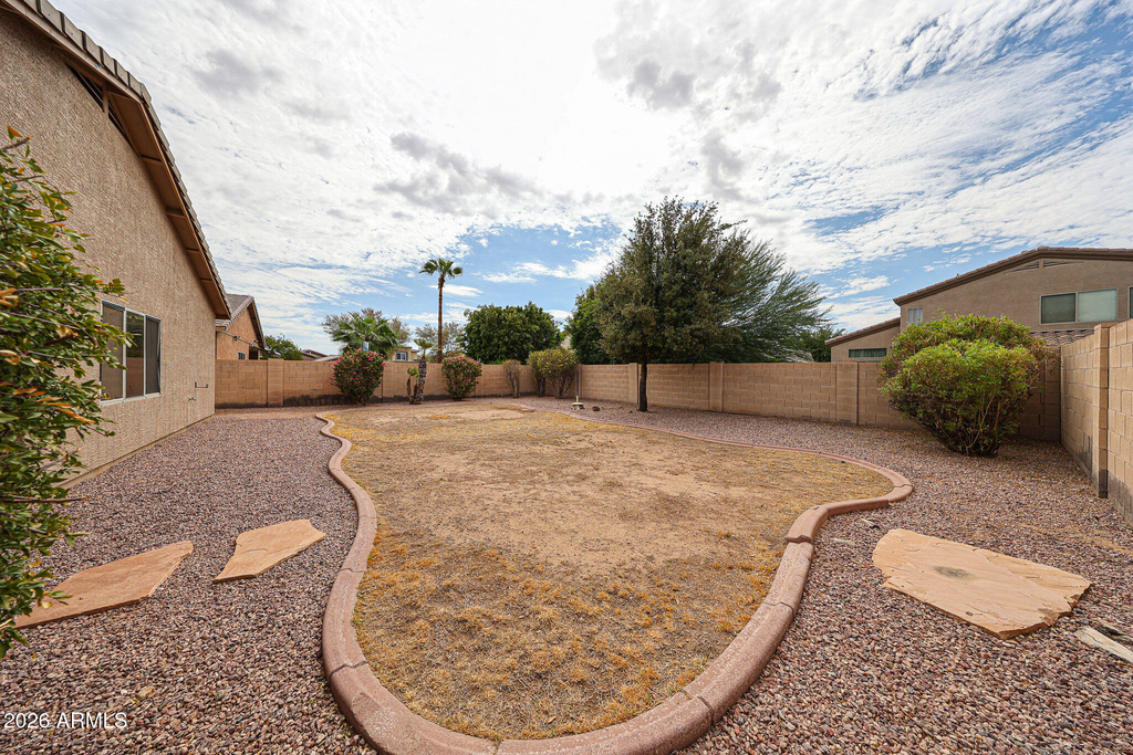 16183 W Winchcomb Drive - Photo 44