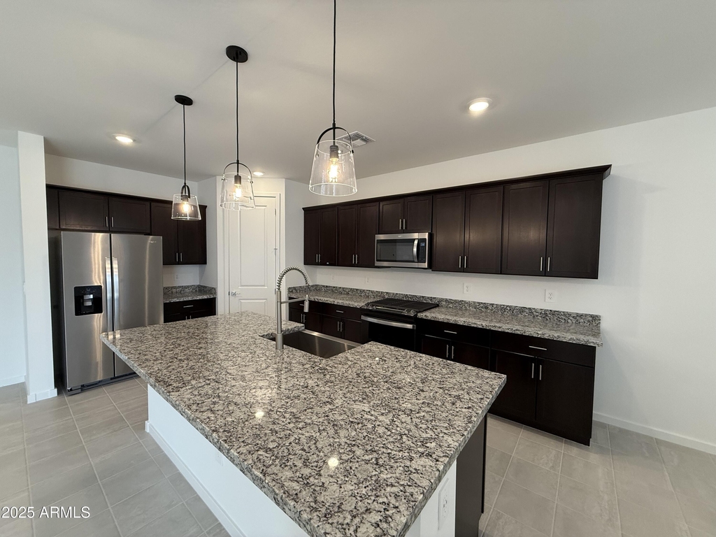 4249 W Hannah Street - Photo 2