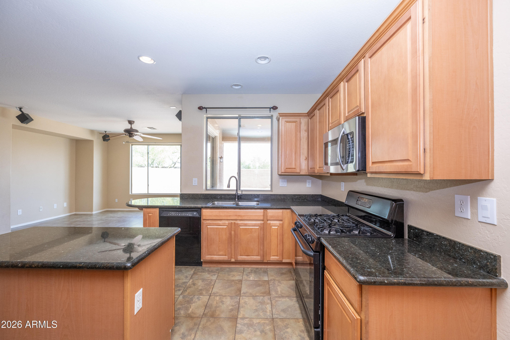2023 W Shackleton Drive - Photo 15