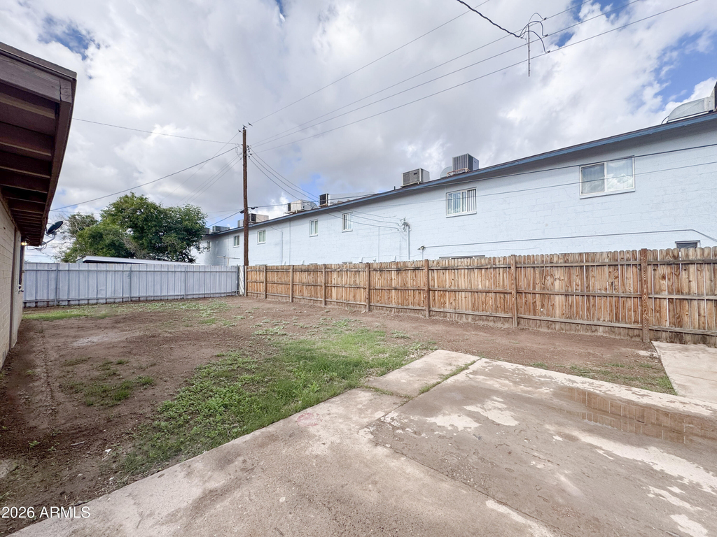 3422 E Culver Street - Photo 18