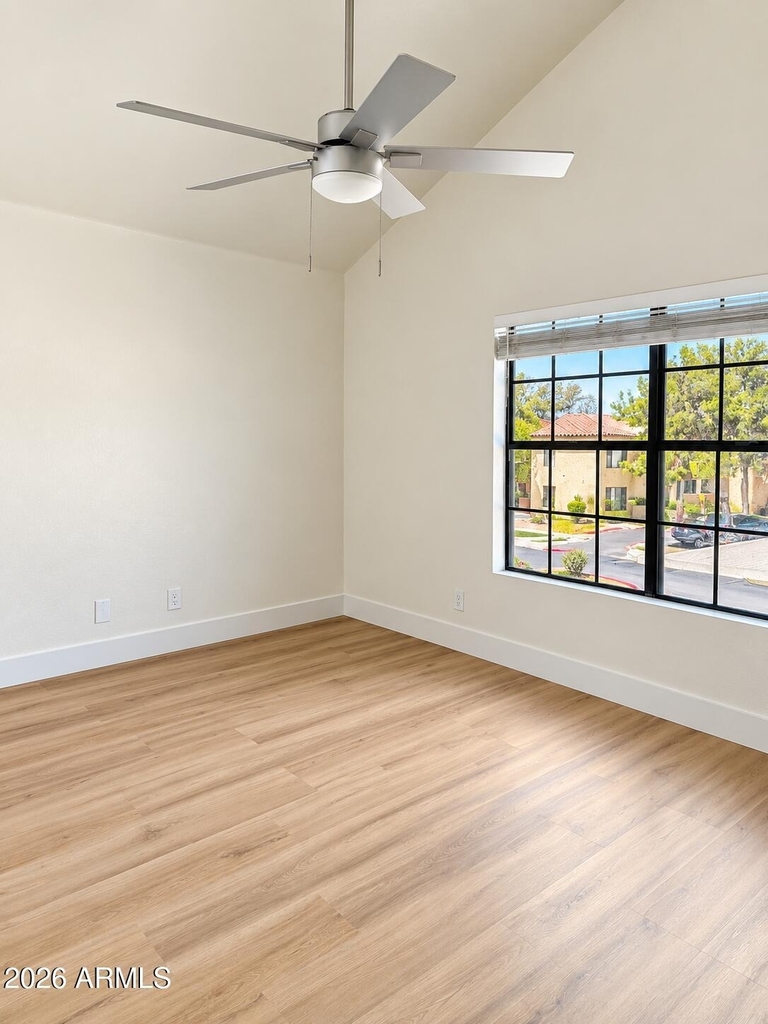 5704 E Aire Libre Avenue - Photo 5