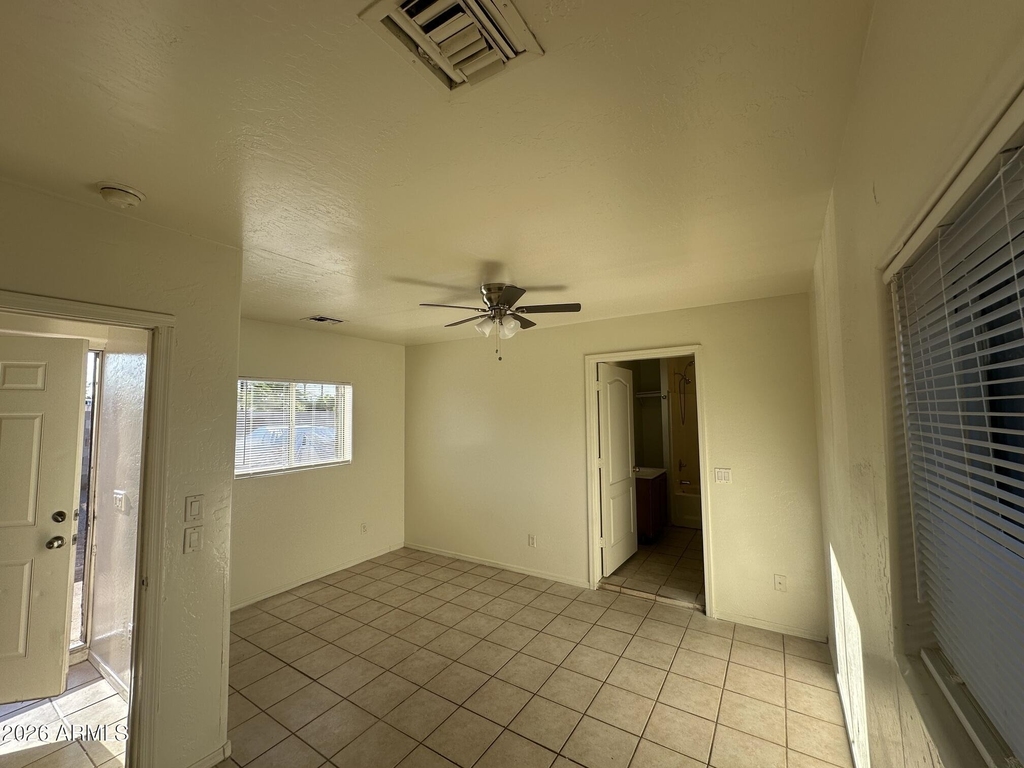 1502 E Pierce Street - Photo 6