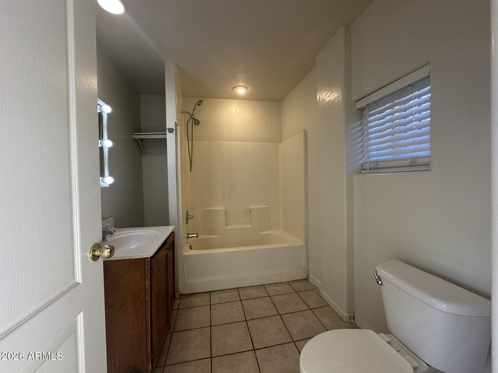 1502 E Pierce Street - Photo 9