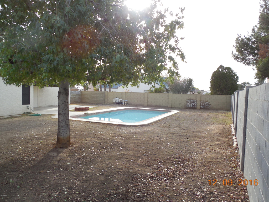 6126 W Maui Lane - Photo 4